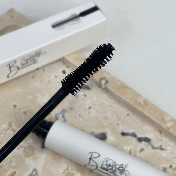 Mascara ..